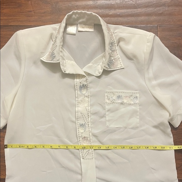 Vintage Elegant White Button Down Shirt - Picture 7 of 9